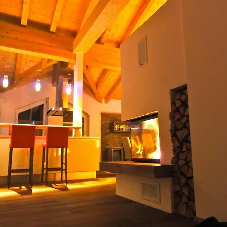 Diamant Chalet Tux
